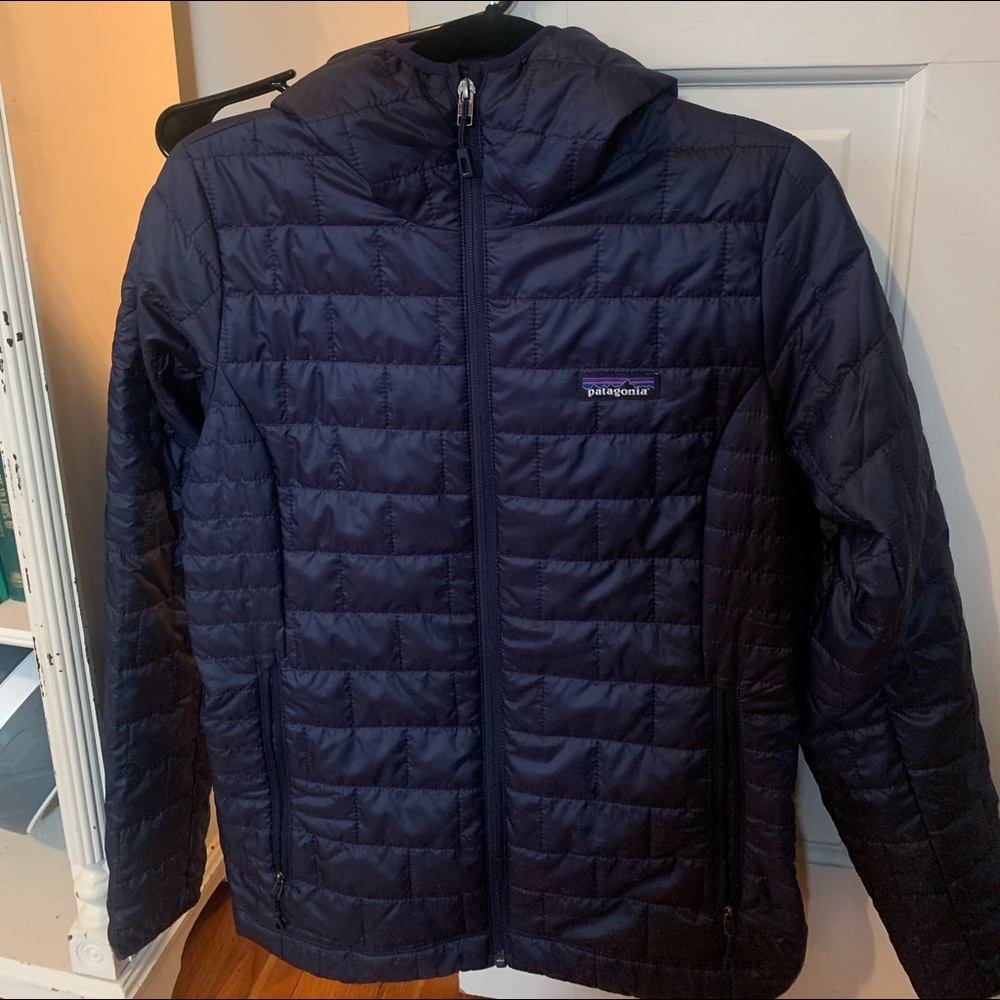 Patagonia Hooded Lightweight Jacket (NEW)